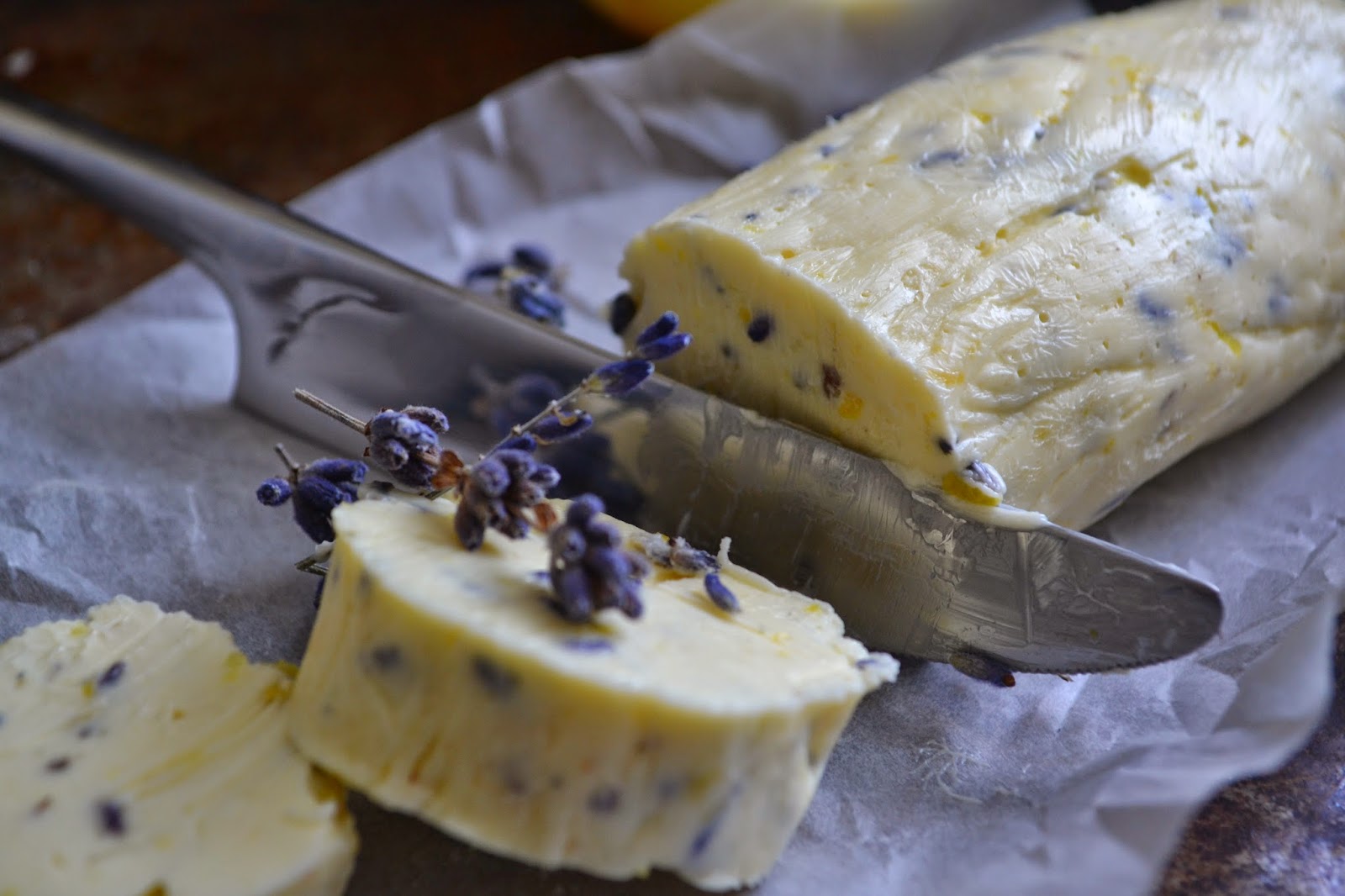 Savoury Wednesday: Lavendel - Zitronen Butter mit Meersalz - The Recipe ...