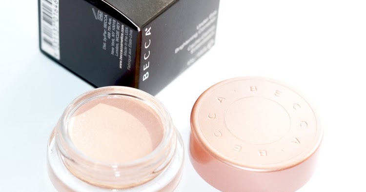 Rysichka: BECCA Under Eye Brightening Corrector
