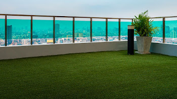 Pasto sintético para decorar exteriores