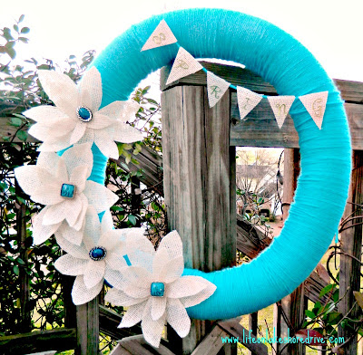 Spring yarn wreath with burlap flowers and bunting tutorial, fabric stiffener, how to, diy