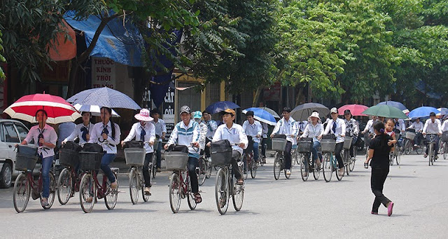 Écoliers à Ninh Binh, Vietnam