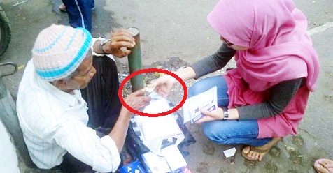 Wanita Ini Puas Bisa Menawar Dengan Harga Murah, Namun Suaminya Malah Marah