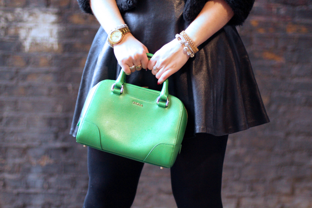 Green and black outfit - London fashion blog