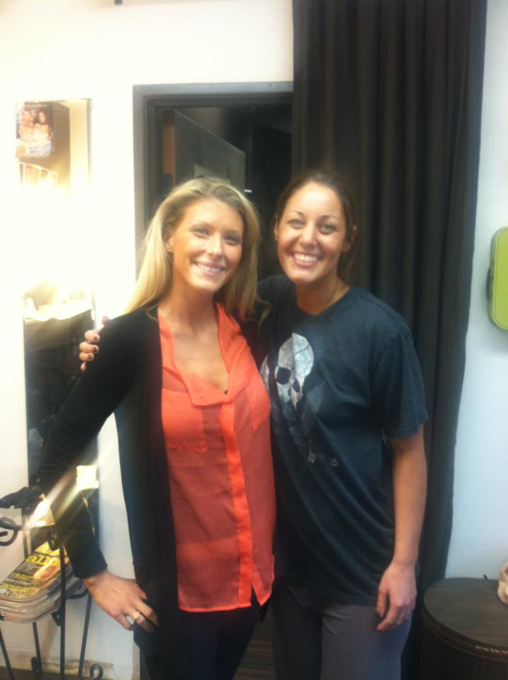 Kona Tanning Co.'s Beauty Blog Talented Airbrush Spray Tanning Student
