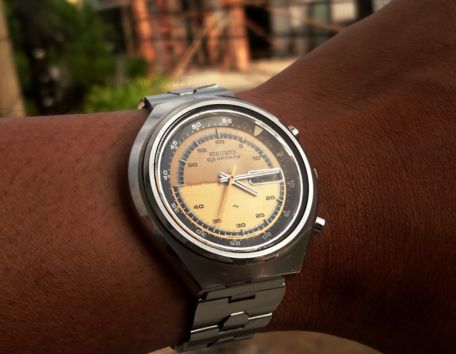 'Hobiku! Hobimu?': Seiko Chronograph 7015 Series