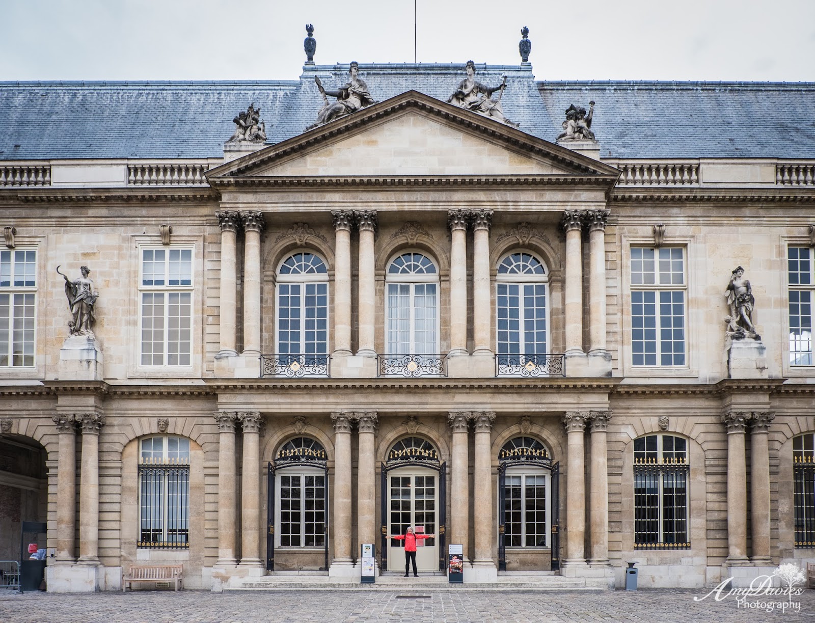 Capture My World : Paris! Beautiful Archives Nationales and L'Eglise ...