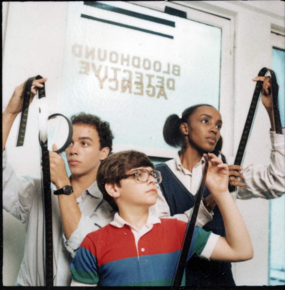 Download Noblemania The Bloodhound Gang 3 2 1 Contact Cast For Free Get Wallpaper Noblemania The Bloodhound Gang 3 2 1 Contact Cast Free HD