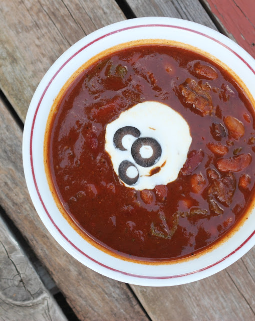 BacktoSchool Family Meal Chunky Garden Slow Cooker Chili with