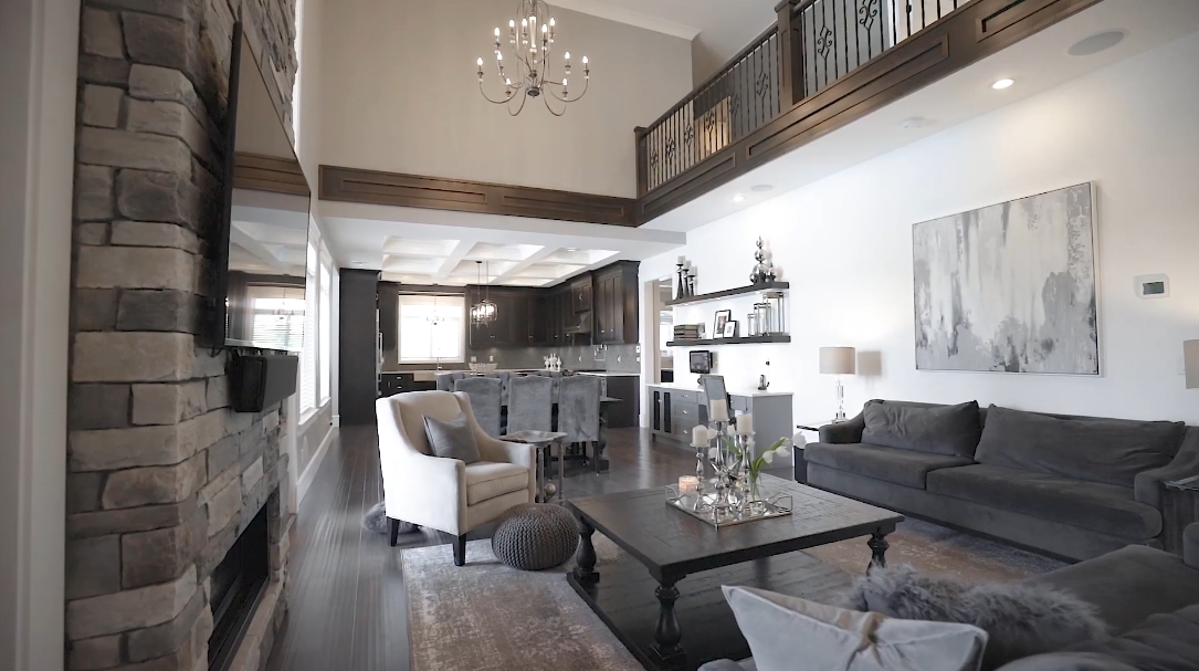57 Interior Design Photos vs. 319 184 St, Surrey, BC Luxury Home Tour