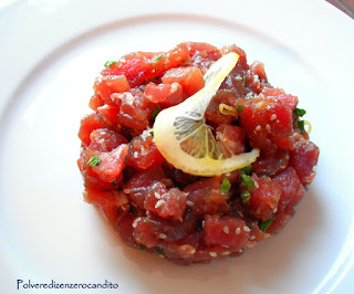 tonno fresco in tartare con limone e zenzero