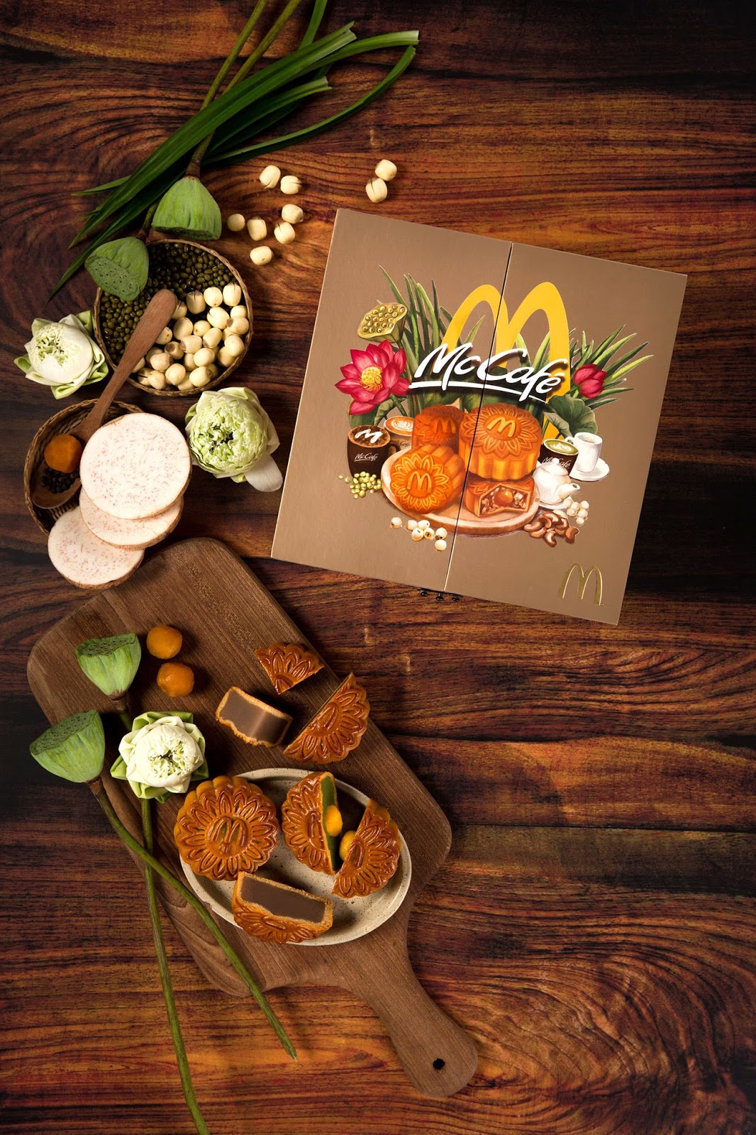 McDonald's Vietnam Mooncake Box 2017 on Packaging of the