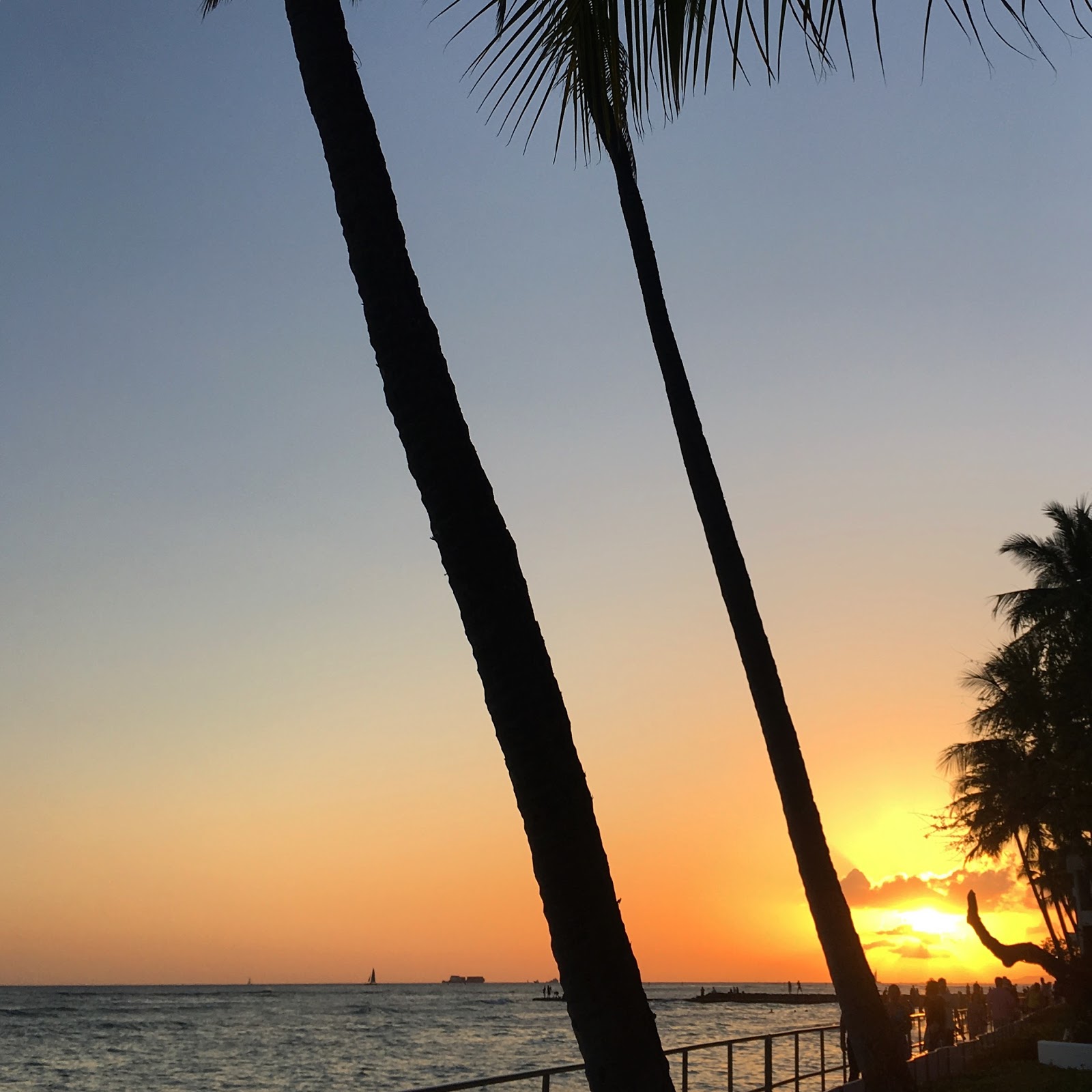 Hawaii Mom Blog Halekulani S House Without A Key