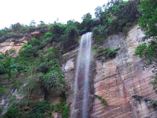 Air terjun Payakumbuh di Ngarai Harau