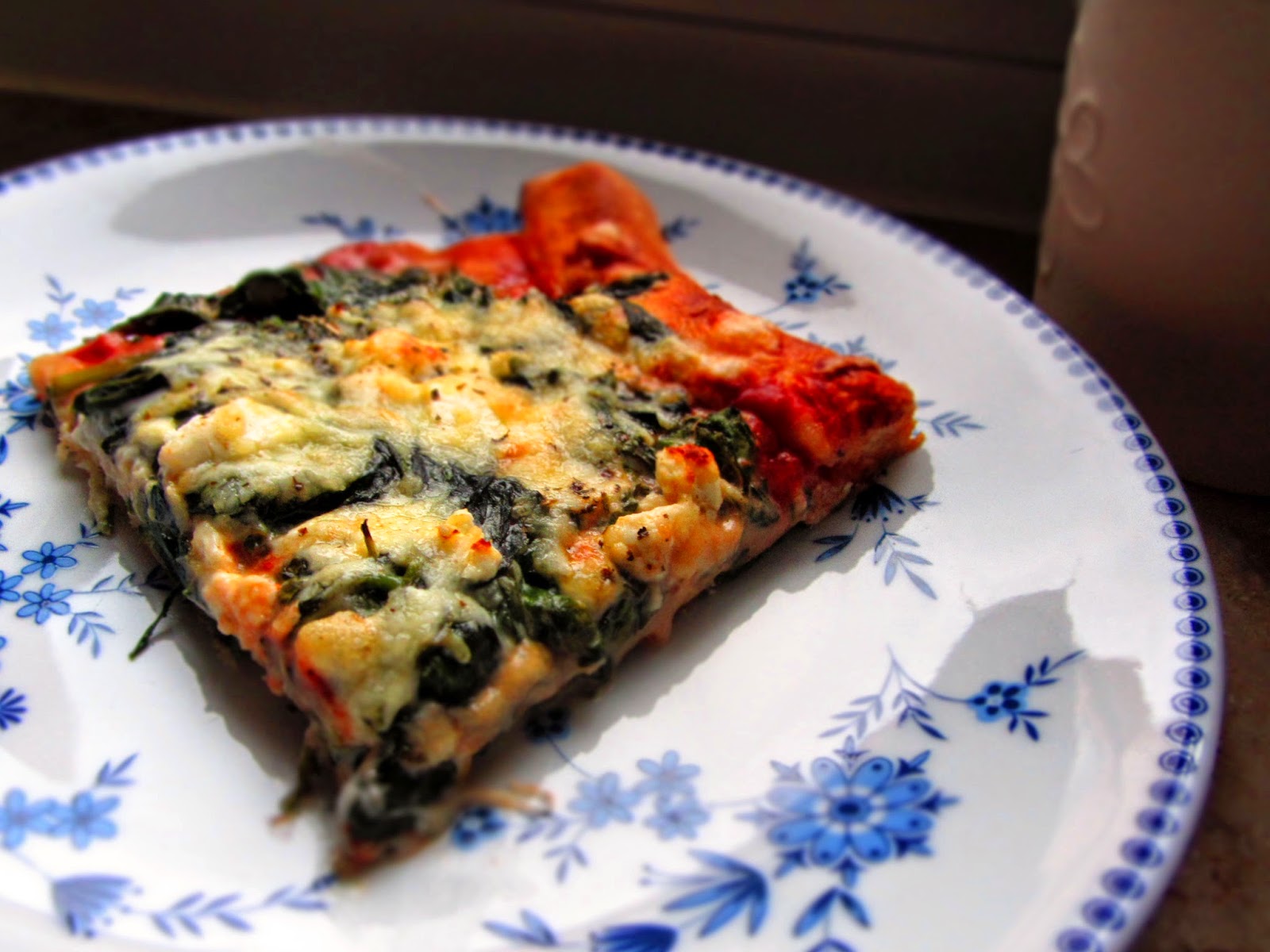 Ina Is(s)t: Fast selbstgemachte Spinatpizza mit Feta