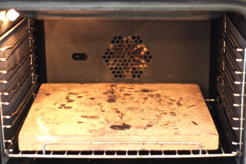 Extra Virgin Chef: About baking stones