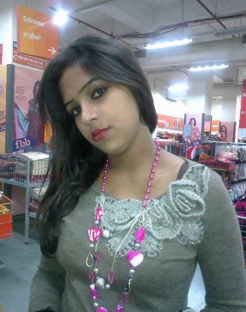 صور بنت عراقية
