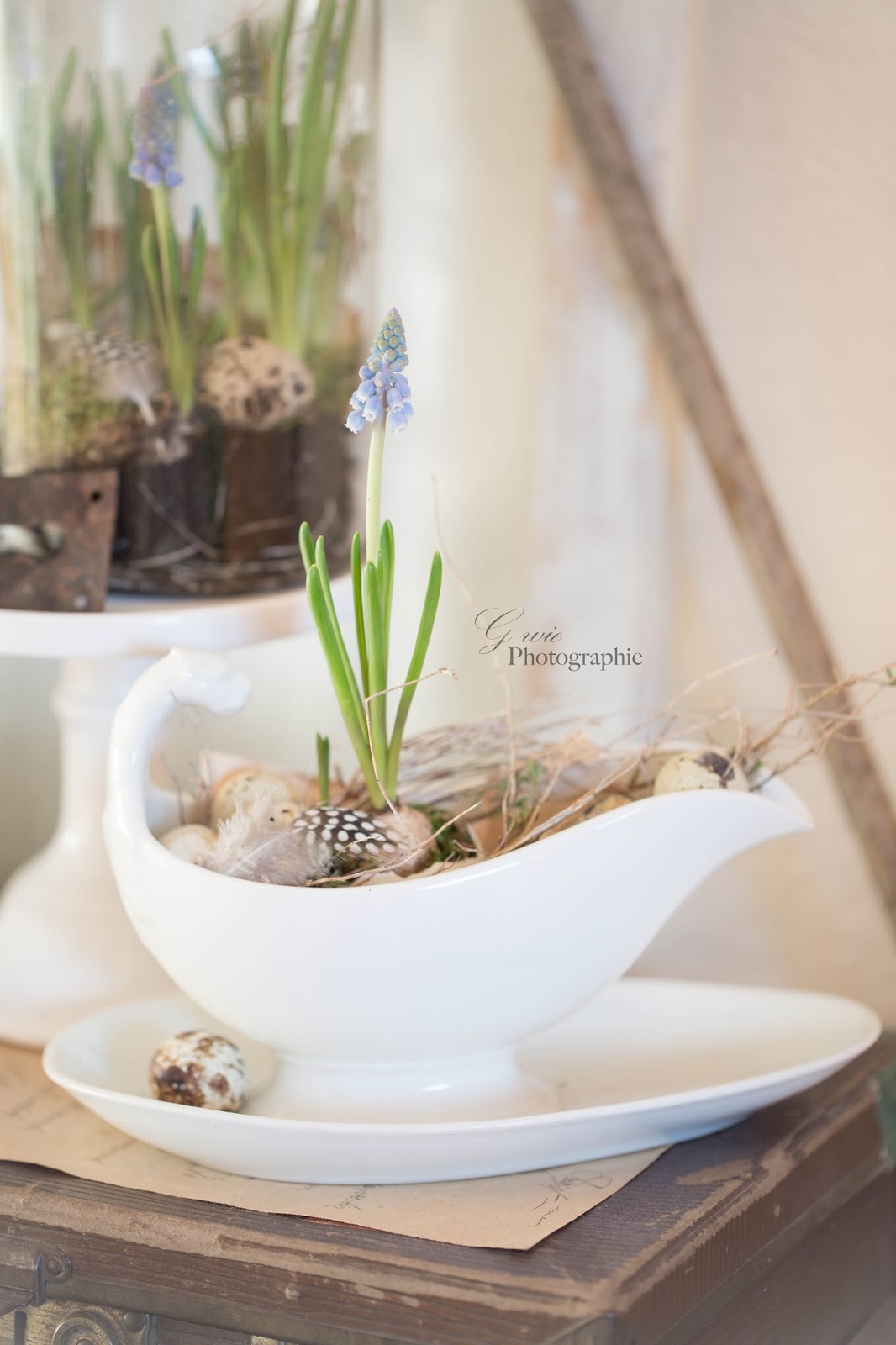 G Wie Osterdekoration