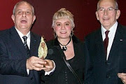 *M. Mario GIRO, Prix de la Fondation CHIRAC, Morgane BRAVO & M. Michel CAMDESSUS*