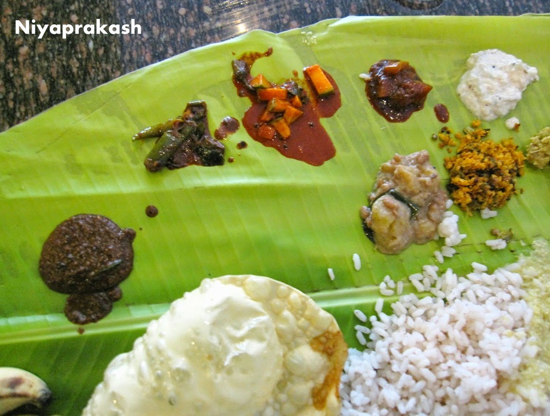 Niya's World Kerala Sadya Mothers Veg Plaza, Bakery Junction