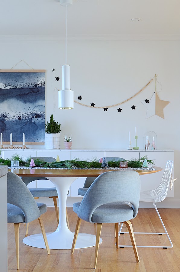 Un hogar con decoración de Navidad low cost