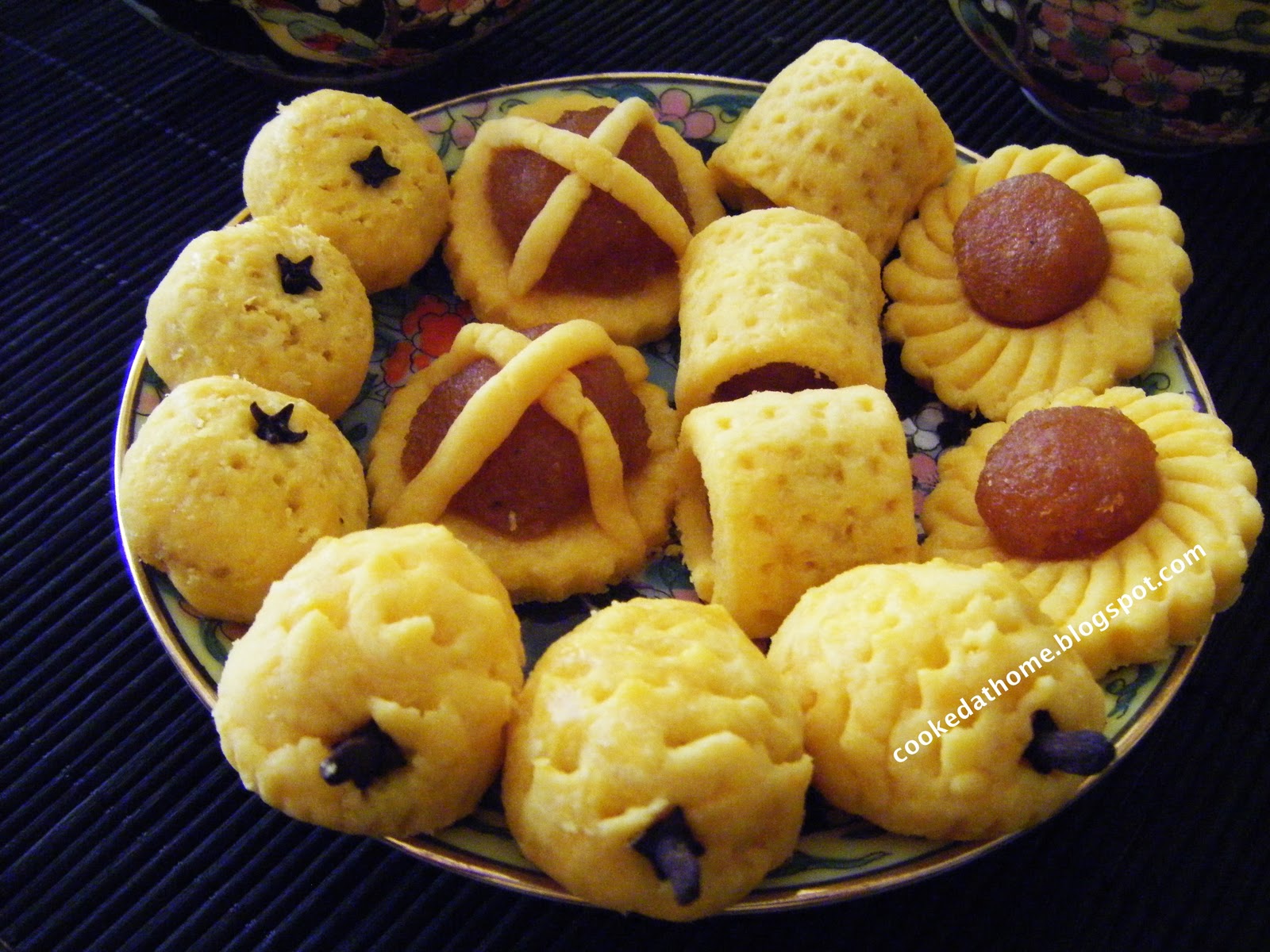 Cooking Home Pineapple Tarts