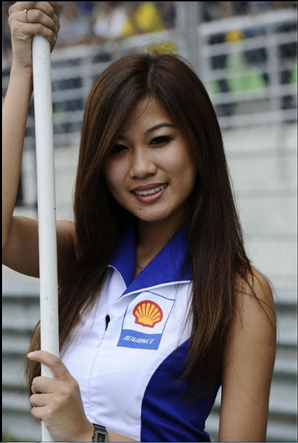 The Uniform Girls: [PIC] MotoGP Grid Shell uniform show girls - Sepang 2010