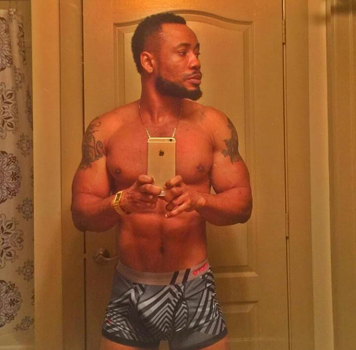 Photo Morachi puts his eggplant on display