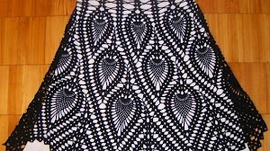 Patrón crochet de fantástica falda con diseño de piñas