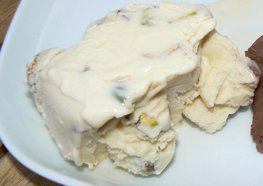 La cuisine d'Aude: Glace au Grand Marnier façon nougat glace