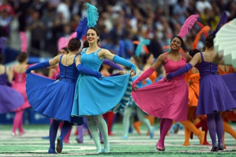 Thong diep y nghia trong Le khai mac EURO 2016 - Anh 8