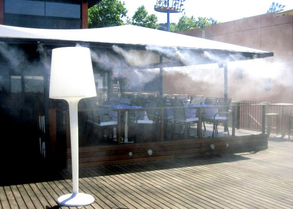 [Image: may-phun-suong-tao-am-gia-re-chinh-hang-...cm-108.jpg]