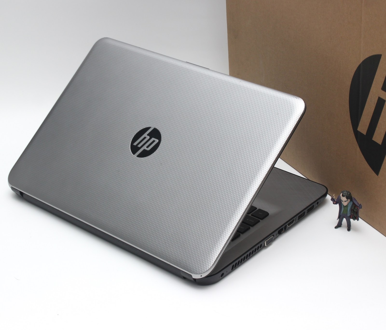 Jual Laptop HP 14af118AU ( AMD A87410 ) Fullset Jual Beli Laptop