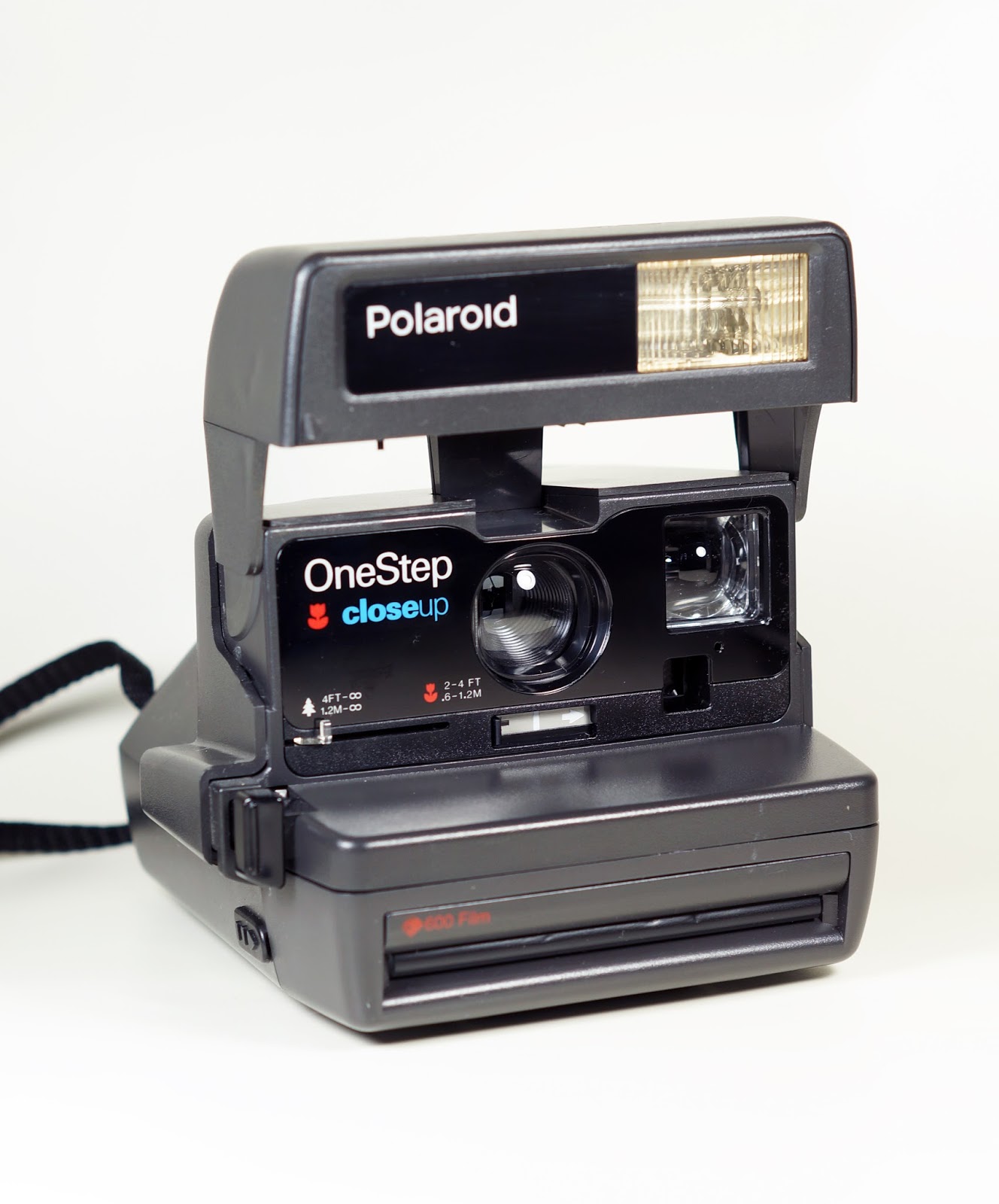 Батарейка polaroid 635. Полароид 636. Polaroid фотоаппарат 1990. Polaroid 600 be. Polaroid impulse фотоаппарат.