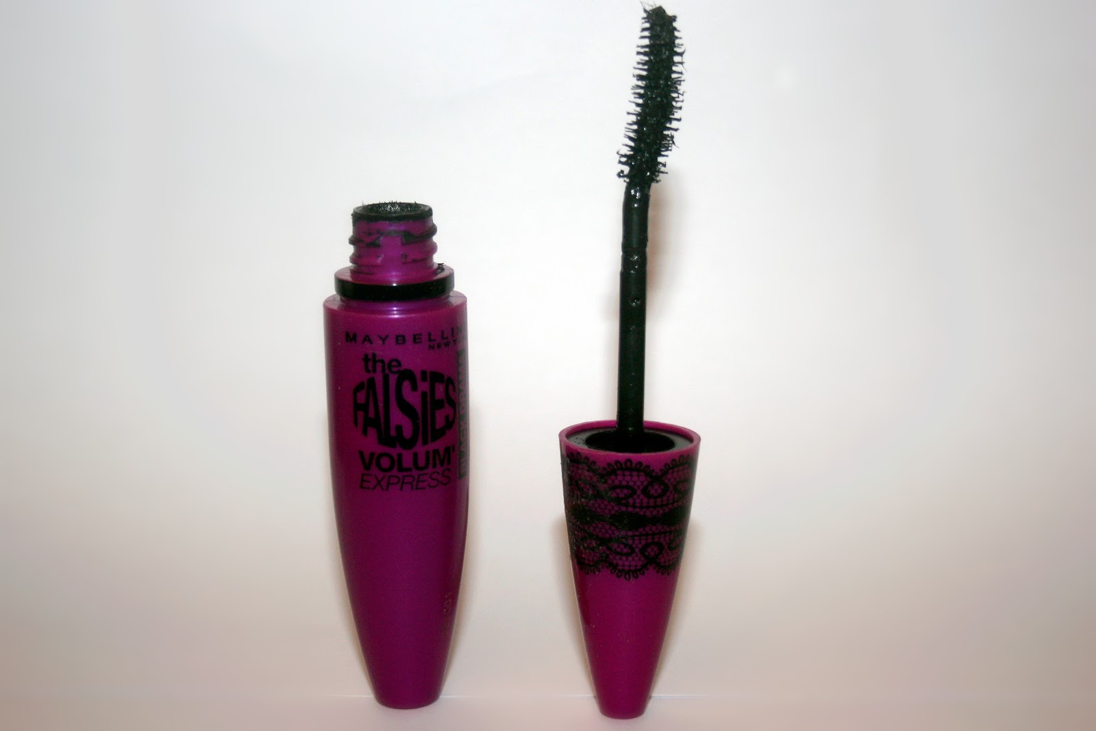 Pretty Little Obsessions UK Beauty Blog Maybelline The Falsies Mascara