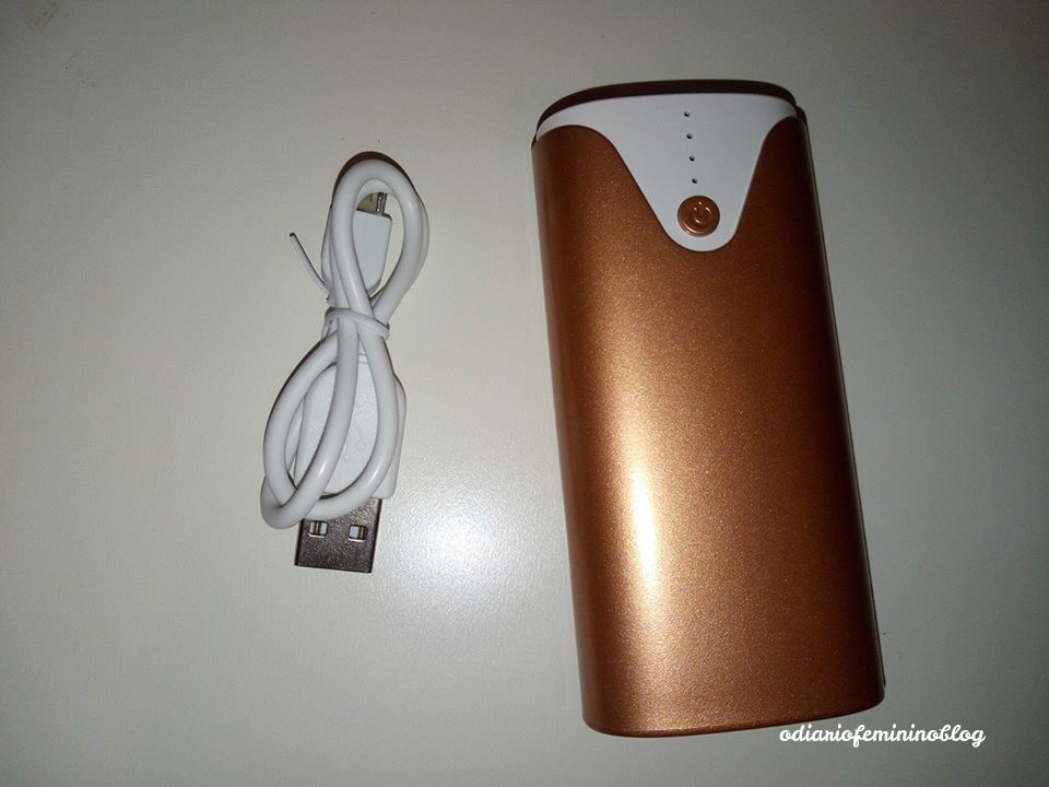Tecnologia | Carregador Mega USB 4000- PowerBank by Primark