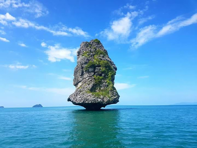 Angthong National Marine Park Snorkeling and Kayaking Trip by In Sea Speedboat Full Day Tour