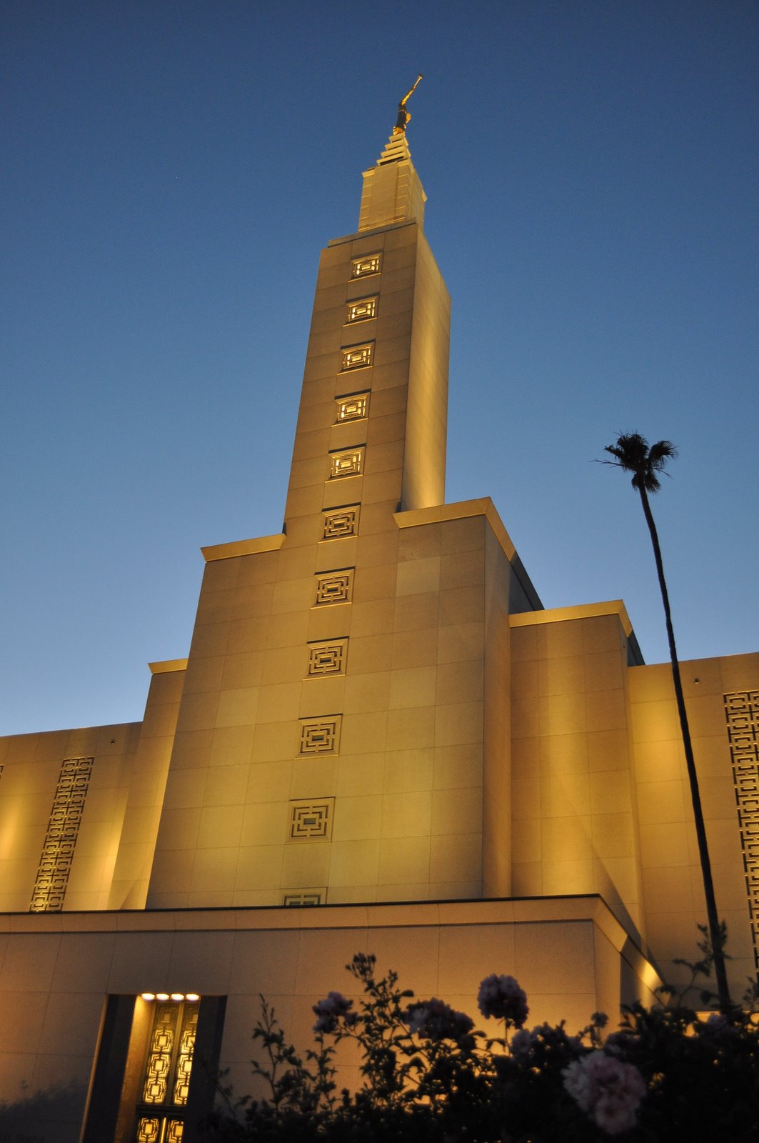 Davenport Developments: Los Angeles Temple