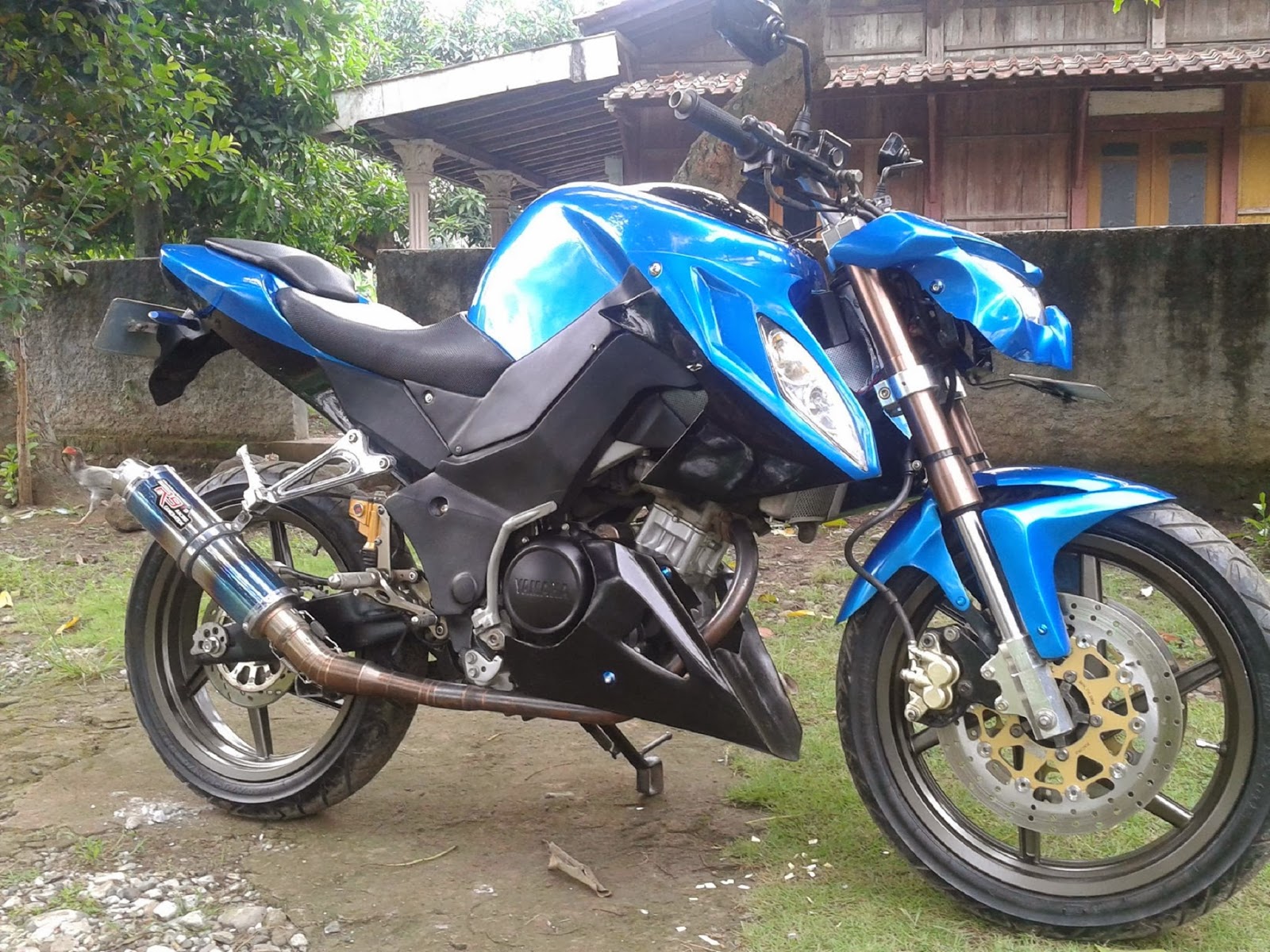 Blog Modifikasi Motor Modifikasi Yamaha Vixion Bergaya Kawasaki Z1000