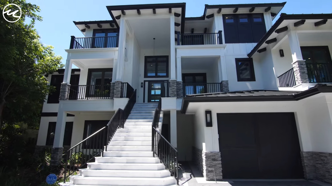 34 Interior Design Photos vs. Sanibel Island, FL Luxury Beachfront Mansion Tour