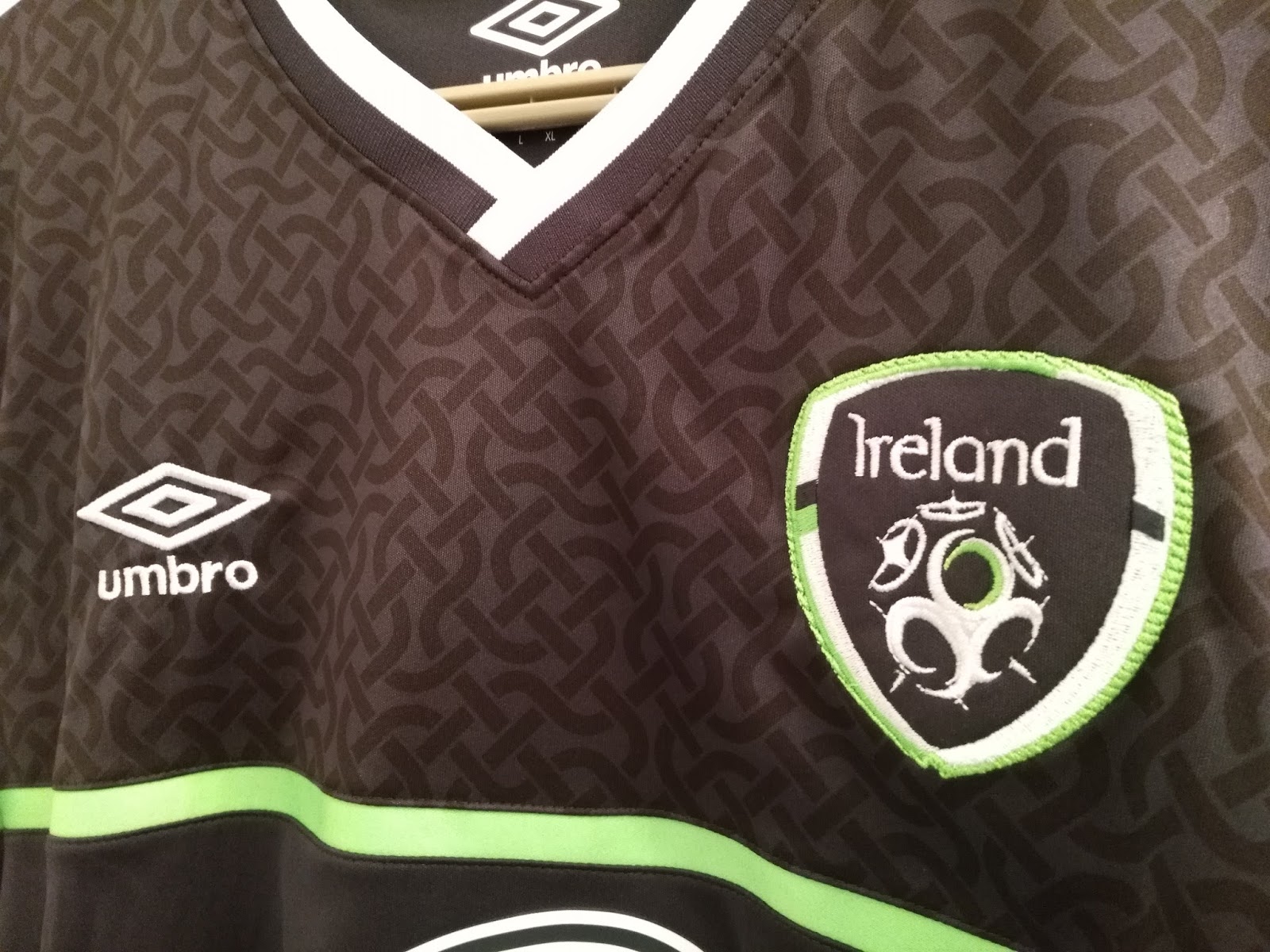 My Umbro Football Jerseys Collection Ireland 2015 Away S/S Jersey