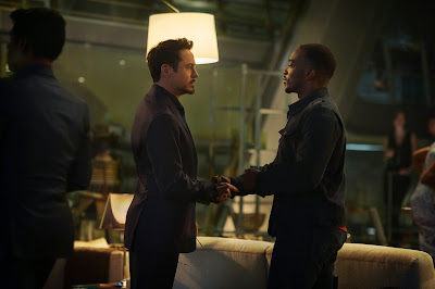 Robert Downey Jr. and Anthony Mackie in Avengers: Age of Ultron