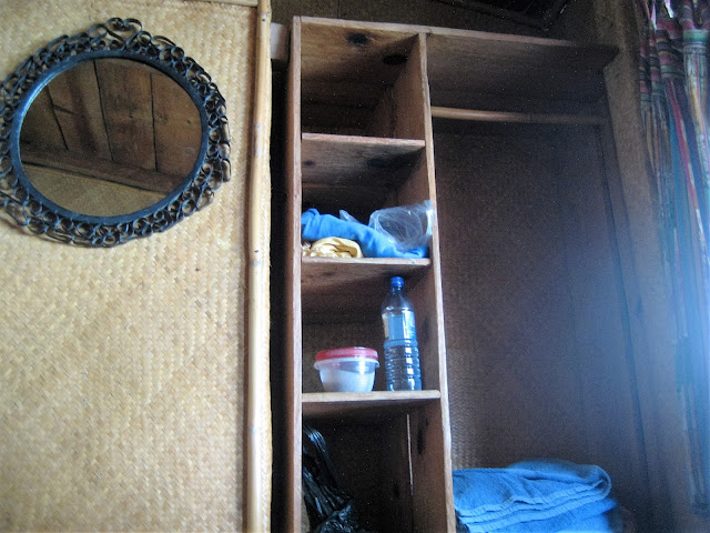 Living Rootless: Lake Atitlan, Guatemala: La Iguana Perdida: My Room