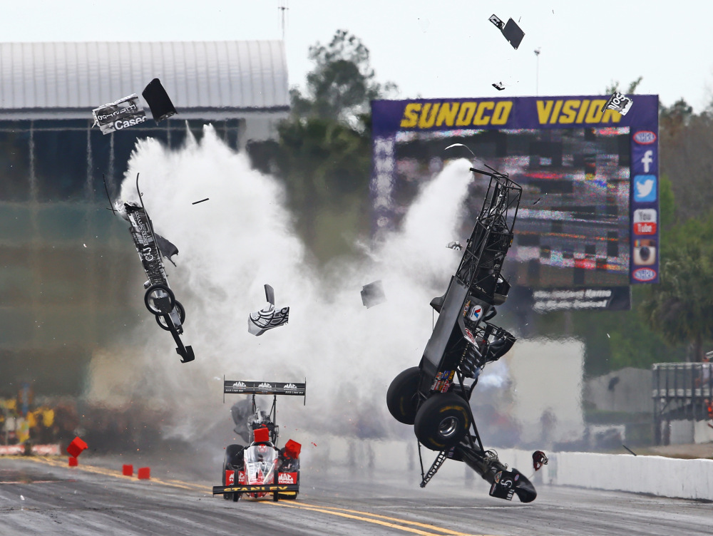 Drag racing gone wrong wow!