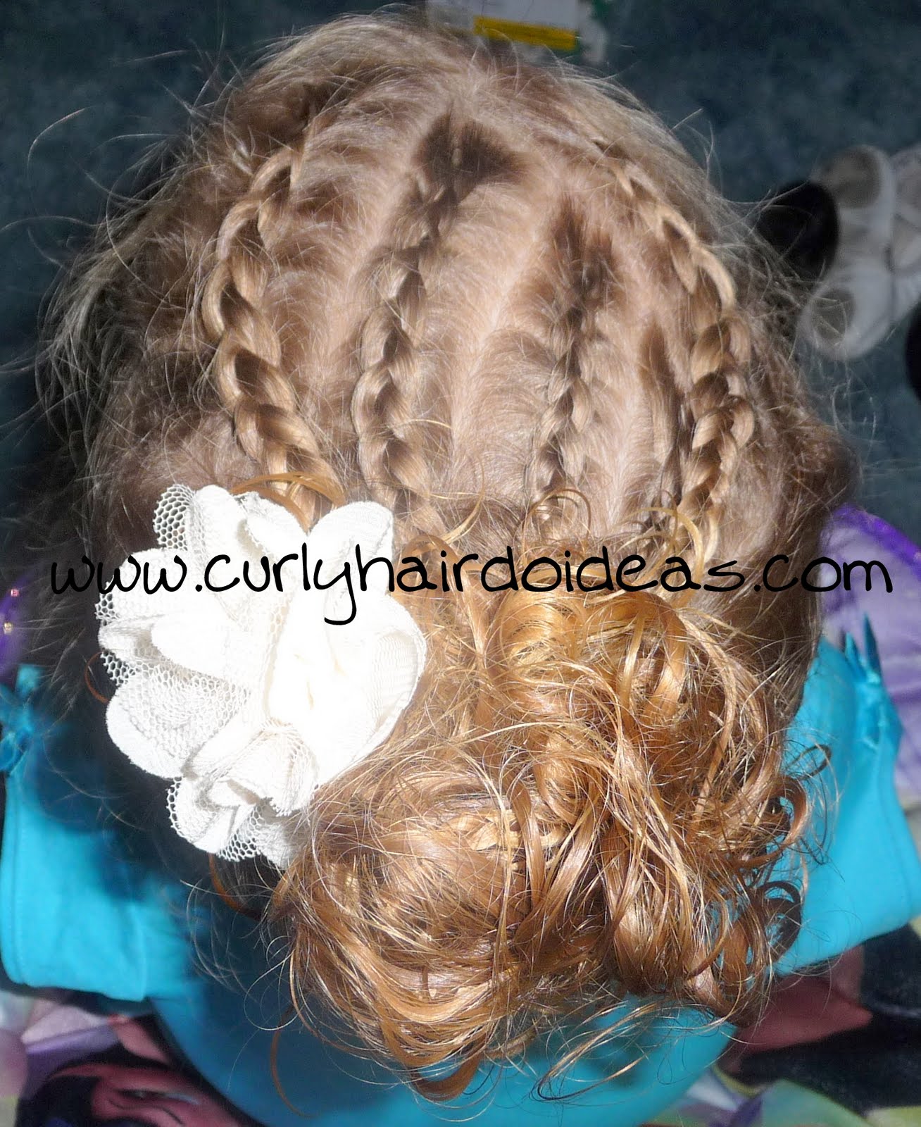 Toddler Hairstyle for Dance Class!