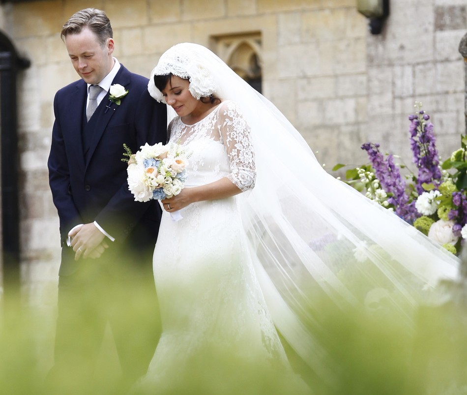 Lily Allen Lily Allen marriage photos with pregnant first child