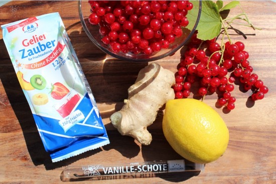 Mila Liebe : Johannisbeer-Ingwer-Aufstrich: Sauer macht lustig! Mila Liebe : Johannisbeer-Ingwer-Aufstrich: Sauer macht lustig!