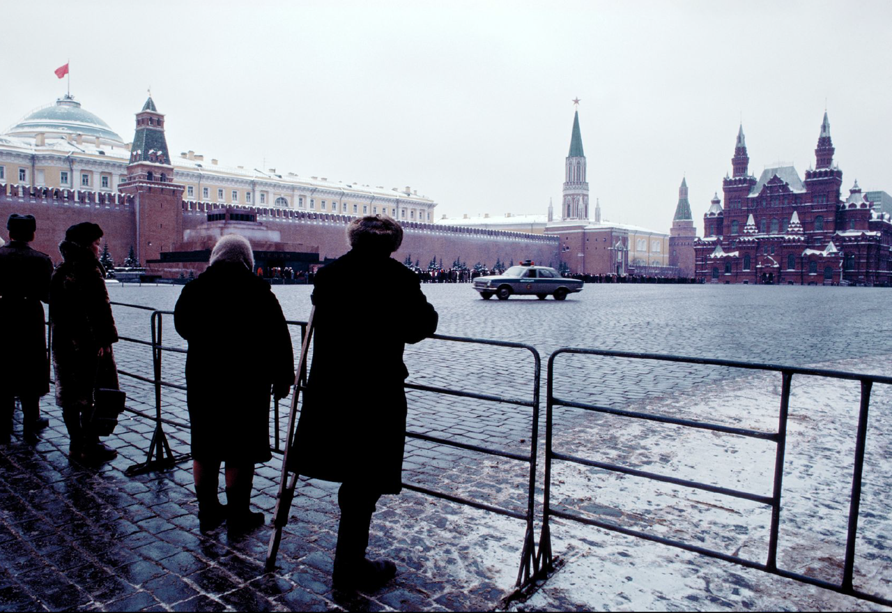 Жизнь в СССР образца 1982 года 