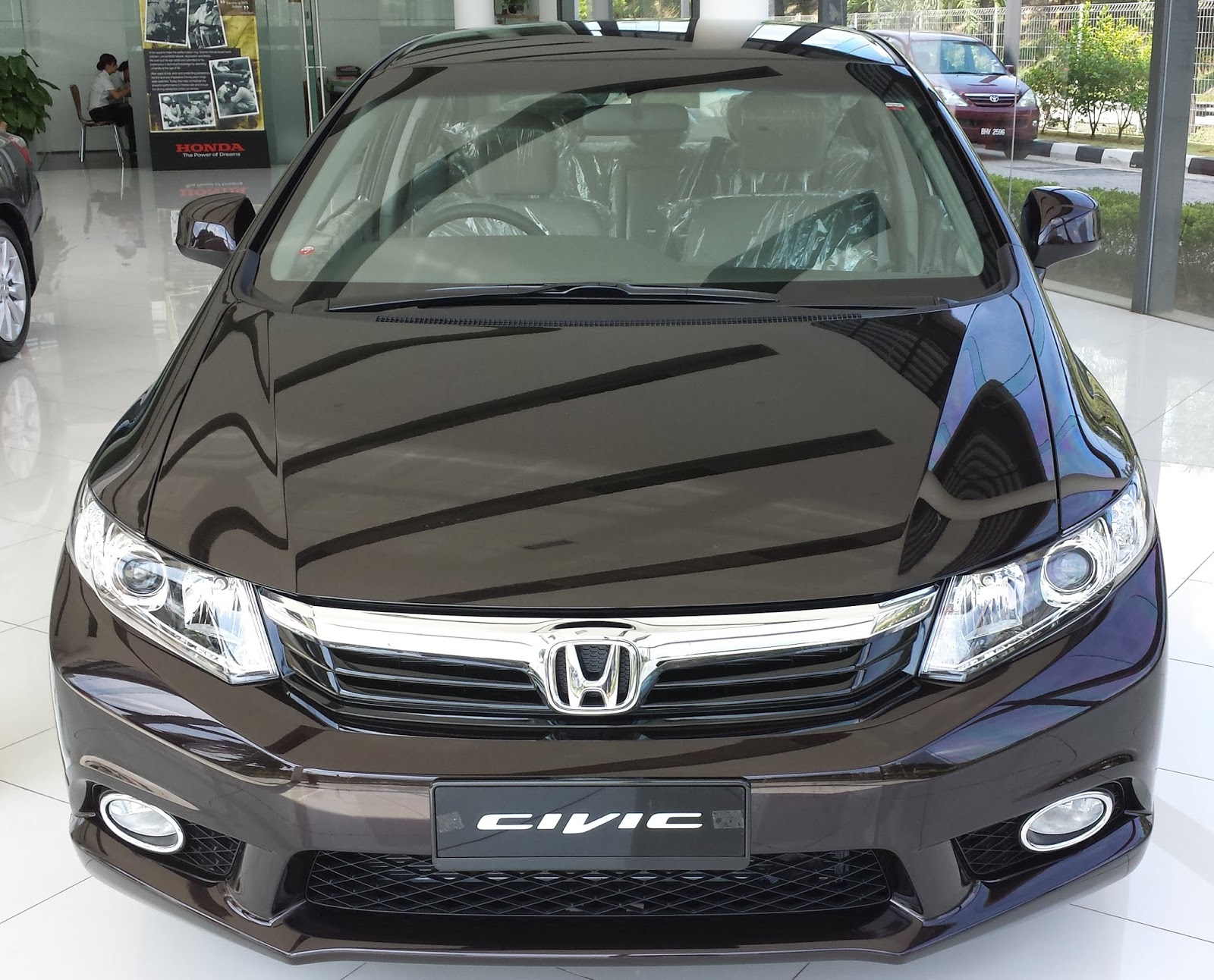 The Layman Auto: Honda Civic, the C-Segment contender