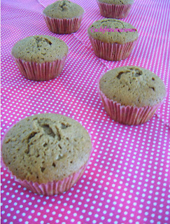 Muffins rellenos de chocolate fundido