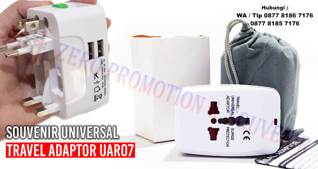 Barang Promosi Dual Port USB Travel Adapter UAR07 , Barang Promosi Universal Adaptor, Barang Merchandise Souvenir Promosi Travel Adaptor